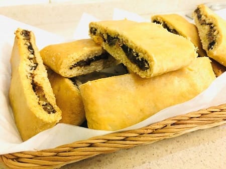 Итальянское печенье с черносливом, изюмом и орехами